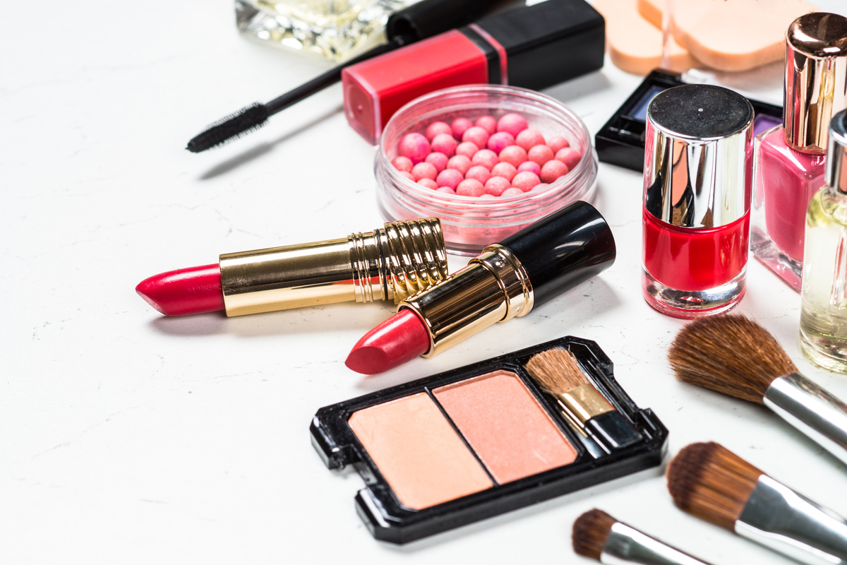 Makeup Professional Cosmetics 